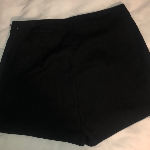 Pleated mini skort, high waist. - Picture 4 of 4